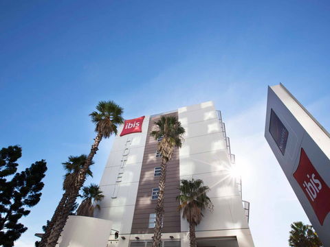 Hotel Ibis Sydney Olympic Park - Accommodation Adelaide 1