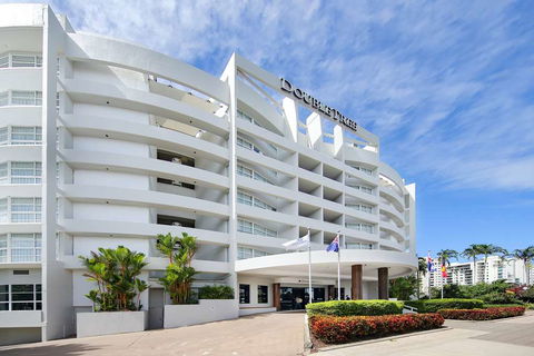 DoubleTree By Hilton Cairns - Accommodation Adelaide 0