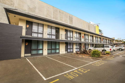 Matthew Flinders Hotel, A NightCap Hotel - Accommodation Adelaide 1