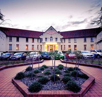 Mercure Canberra - Accommodation Adelaide