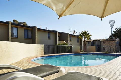 Manuka Park Serviced Apartments - Accommodation Adelaide 4