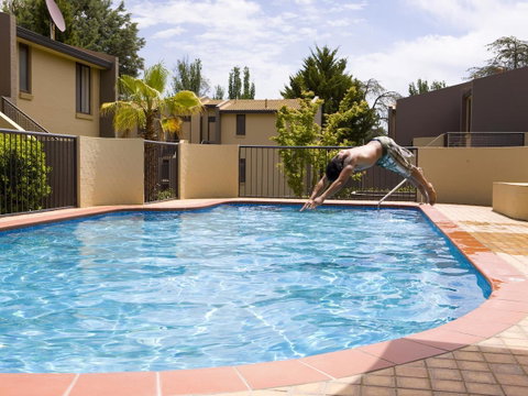 Manuka Park Serviced Apartments - Accommodation Adelaide 16