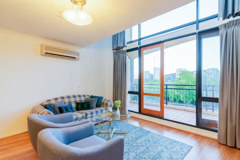 ALLARA CANBERRA - Accommodation Adelaide 0