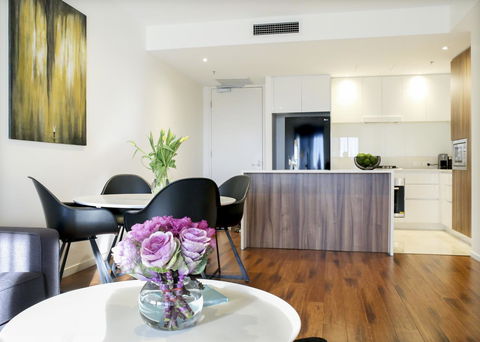 Kui Manhattan 2 - Accommodation Adelaide 0