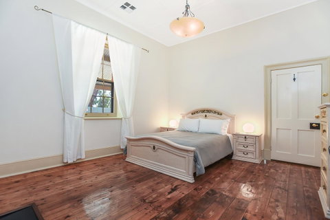 Wellington Courthouse - Accommodation Adelaide 4