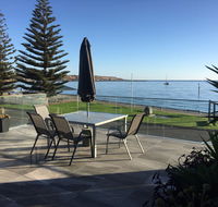 crystal blue apartment - Accommodation Adelaide