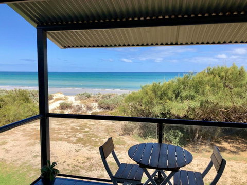 Blissful Beachfront Beachouse - Accommodation Adelaide 16