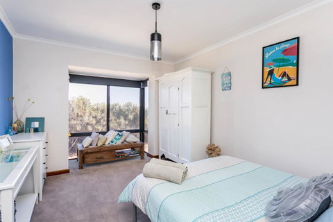 Blissful Beachfront Beachouse - Accommodation Adelaide 10