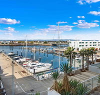 Port Adelaide Executive Waterfront Apartment - Accommodation Adelaide