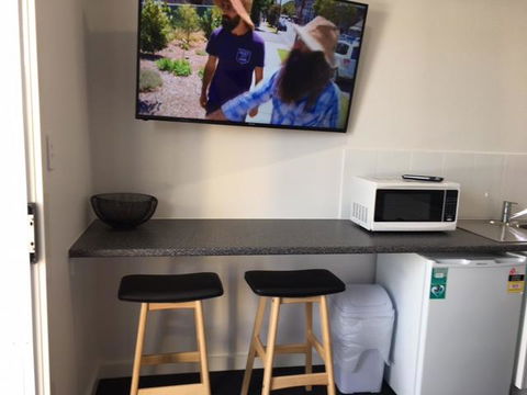 Port Lincoln Shark Apartment 1 - Accommodation Adelaide 12