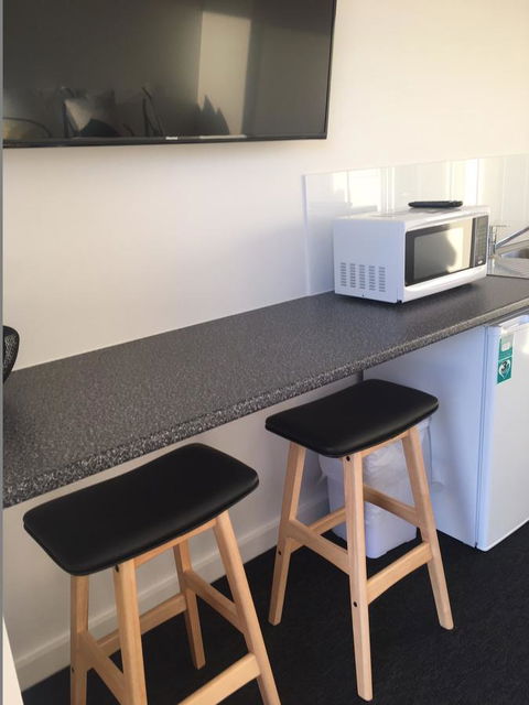 Port Lincoln Shark Apartment 1 - Accommodation Adelaide 10