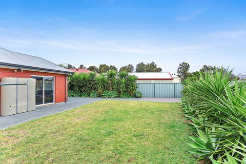 'The Hidden Diamond' - Normanville - Accommodation Adelaide 32