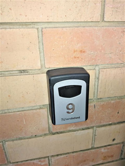 Hi 5 Glenelg Studio Apartment - Accommodation Adelaide 13