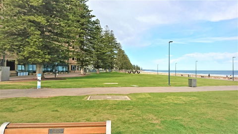 Hi 5 Glenelg Studio Apartment - Accommodation Adelaide 25