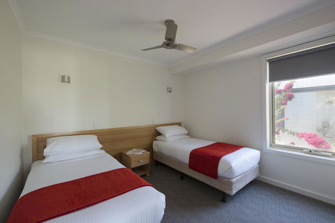 The Retreat West Beach Parks - Accommodation Adelaide 18