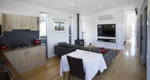 Barossa Pavilions & Glasshouse - Accommodation Adelaide 6