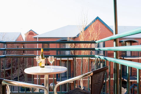 BreakFree Adelaide - Accommodation Adelaide 8