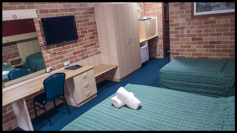 Windsor Terrace Motel - Accommodation Adelaide 4