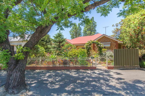 Tanunda\'s Magpie House - Accommodation Adelaide 23