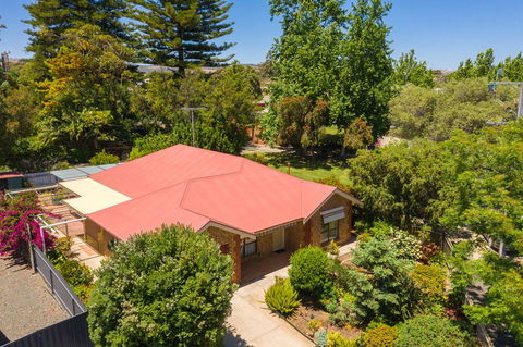 Tanunda\'s Magpie House - Accommodation Adelaide 1