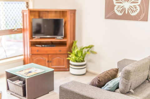 Tanunda\'s Magpie House - Accommodation Adelaide 14