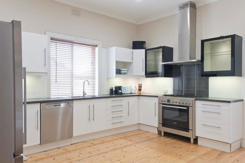 29 Jane - Accommodation Adelaide 8