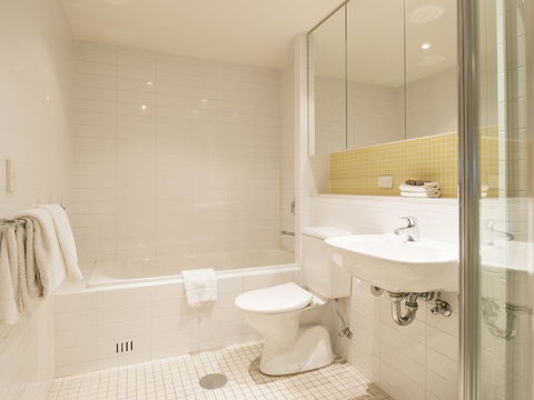 Oaks Glenelg Liberty Suites - Accommodation Adelaide 26