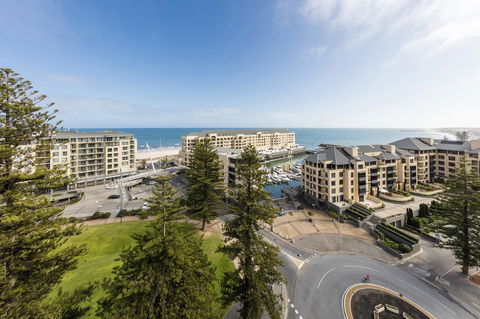 Oaks Glenelg Liberty Suites - Accommodation Adelaide 17