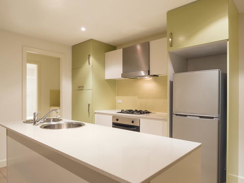 Oaks Glenelg Liberty Suites - Accommodation Adelaide 21