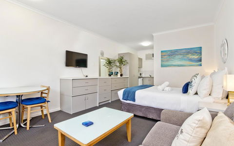 Glenelg Oasis Studios - Accommodation Adelaide 1
