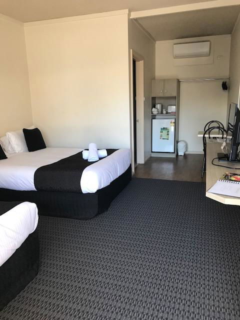 Bay Motel Hotel - Accommodation Adelaide 3