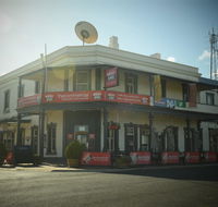 Commercial Hotel Morgan - Accommodation Adelaide
