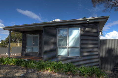 Home On Torrens - Accommodation Adelaide 25