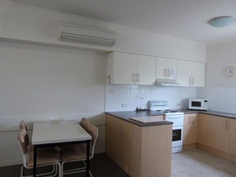 Glenelg Holiday Apartments - Corfu - Accommodation Adelaide 7