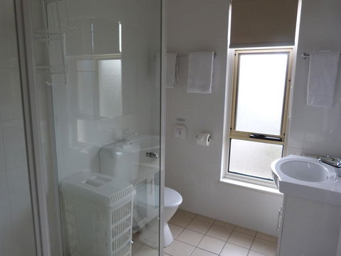 Glenelg Holiday Apartments - Corfu - Accommodation Adelaide 14