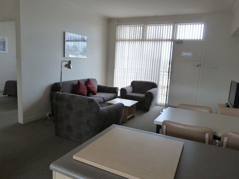 Glenelg Holiday Apartments - Corfu - Accommodation Adelaide 6