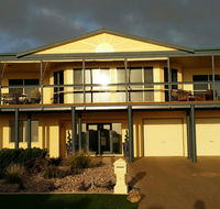Beachside Escape on The Esplanade - Accommodation Adelaide