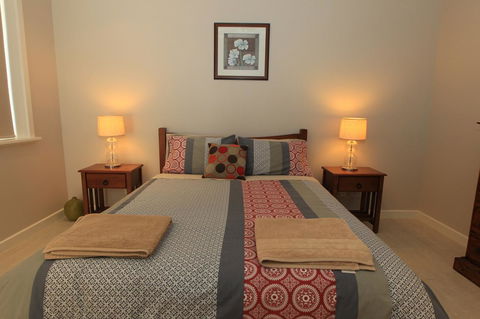 Elandra Holiday Home - Accommodation Adelaide 6