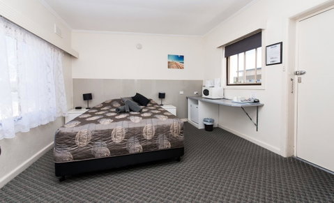 Blue Lake Motel - Accommodation Adelaide 4
