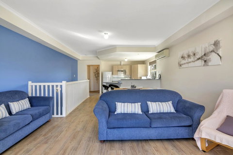 The Lighthouse - Port Willunga - C21 SouthCoast Holidays - Accommodation Adelaide 7