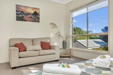 The Lighthouse - Port Willunga - C21 SouthCoast Holidays - Accommodation Adelaide 4