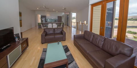 South Shores Yellowfin Villa 96 - South Shores Normanville - Accommodation Adelaide 1