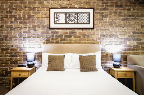 The Lodge By Manna - Accommodation Adelaide 5