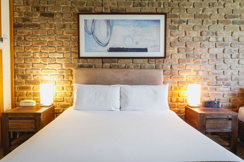 The Lodge By Manna - Accommodation Adelaide 7