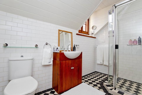 Druids Hall - Accommodation Adelaide 8