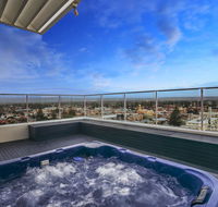 Glenelg Skyline Penthouse - Accommodation Adelaide