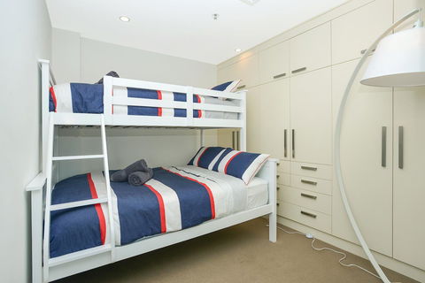 Glenelg Skyline Penthouse - Accommodation Adelaide 44