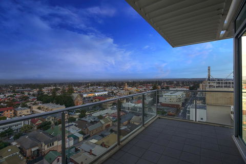 Glenelg Skyline Penthouse - Accommodation Adelaide 28
