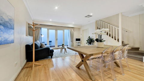 GOUGER 265 - Accommodation Adelaide 0