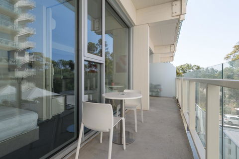 Ther-Rich Elegant 1BR Apartment In Walkerville - Accommodation Adelaide 28